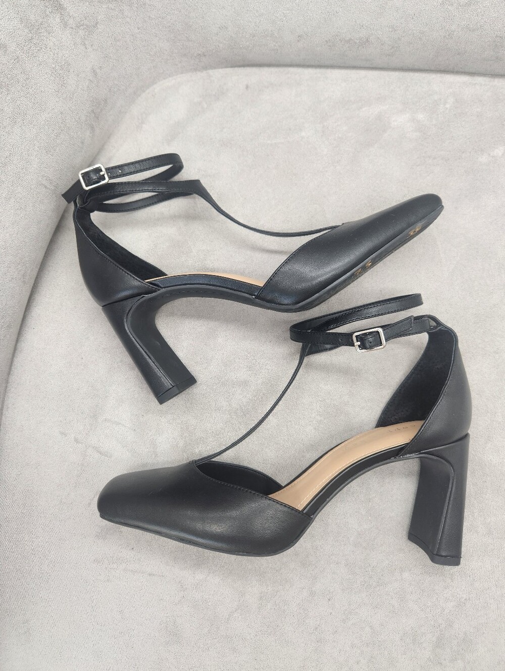 Copper Key T-strap Pumps 6 Black Leather Julieta Mary Jane Career Retro New $110